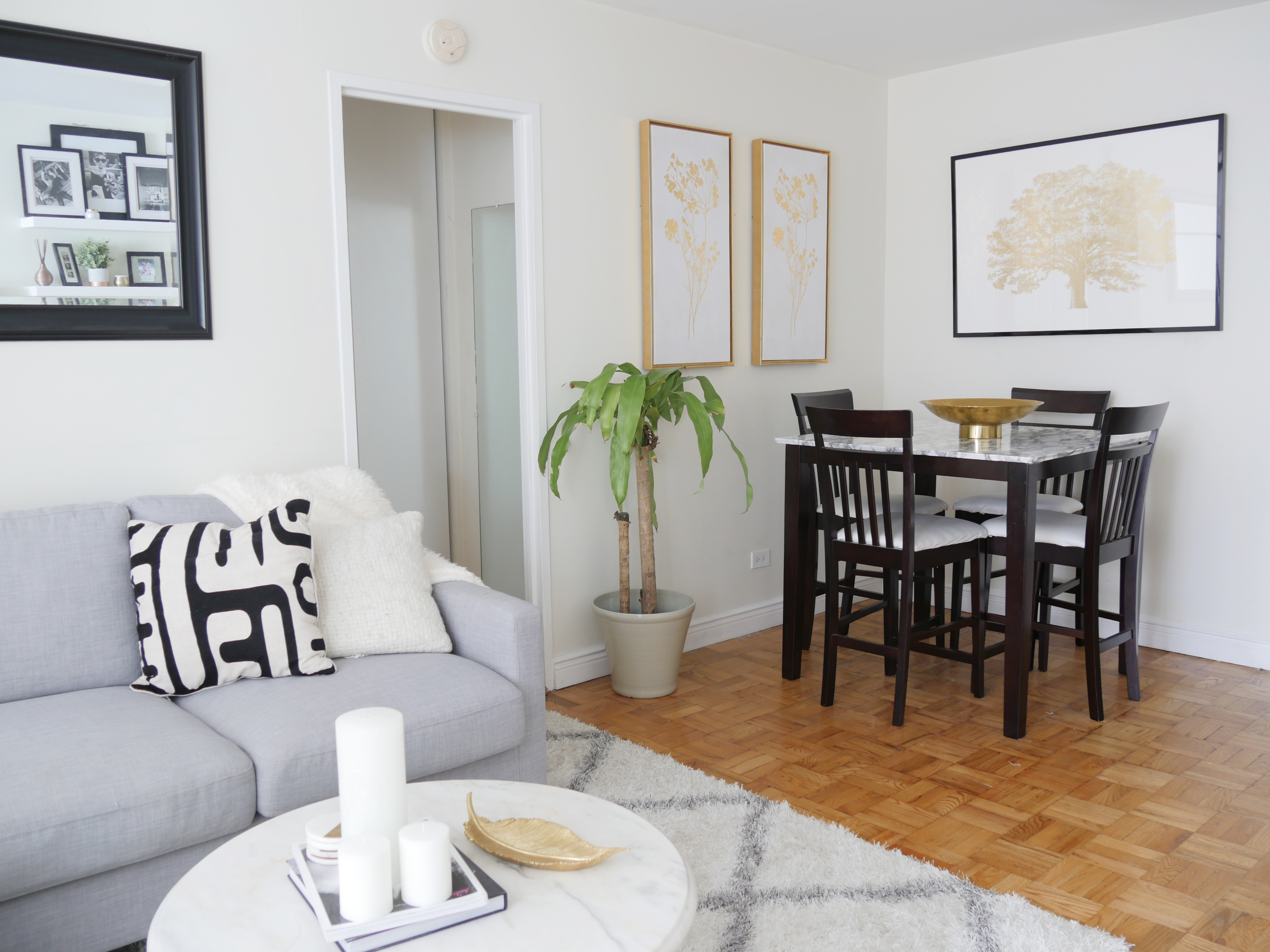 Struggling to decorate your studio? Have no fear! You can create a chic oasis on a low-budget. #studioapartment #studioapartmentideas #studioapartmentdecorating #roomdividerideas Live in a studio apartment and need to create a room divider? Need some studio apartment ideas? Learn how to here! #roomdivider #roomdividerideas #studioapartmentideas #tinystudioapartmentideas #studioapartmentdecorating #decoratingonabudget #smallapartmentideas